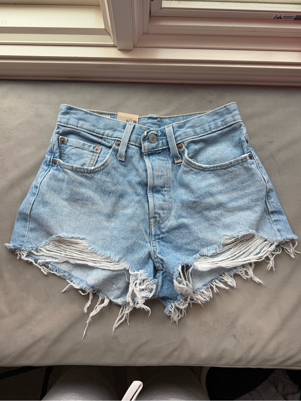 NWT Levi’s 501 shorts